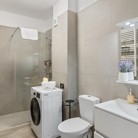 Apartment Sea Reflections - Infinity Pool & *