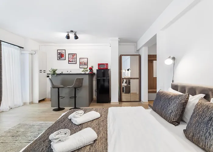 Apartment Sea Reflections - Infinity Pool & *