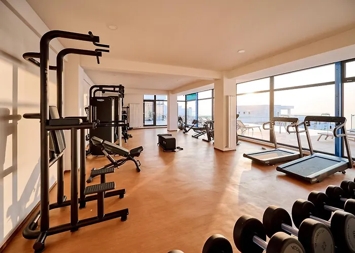 Sea Reflections - Infinity Pool & Apartment