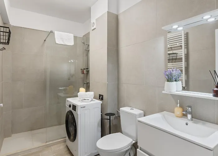 Apartment Sea Reflections - Infinity Pool & *