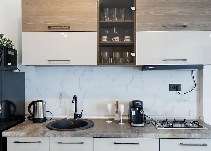 Sea Reflections - Infinity Pool & Apartment Năvodari