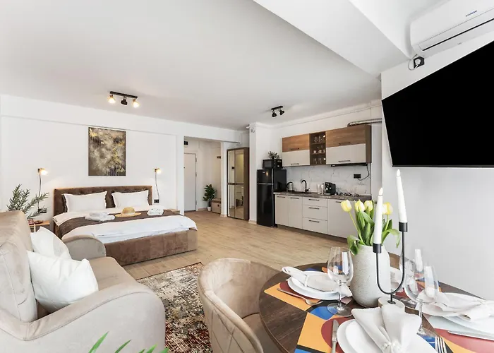 Sea Reflections - Infinity Pool & * Năvodari