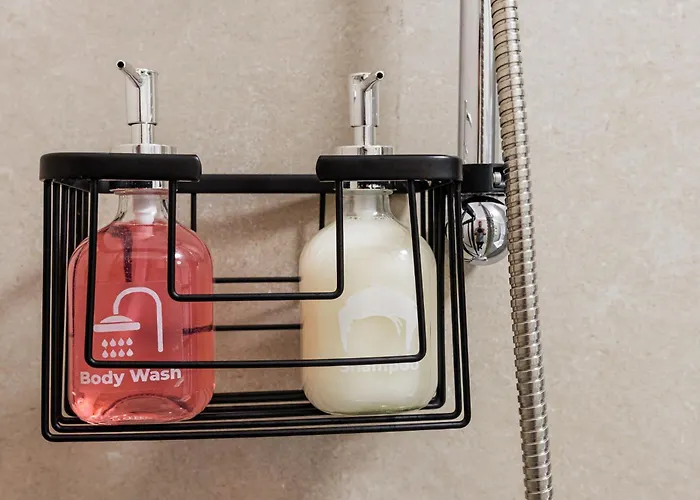 Sea Reflections - Infinity Pool & *