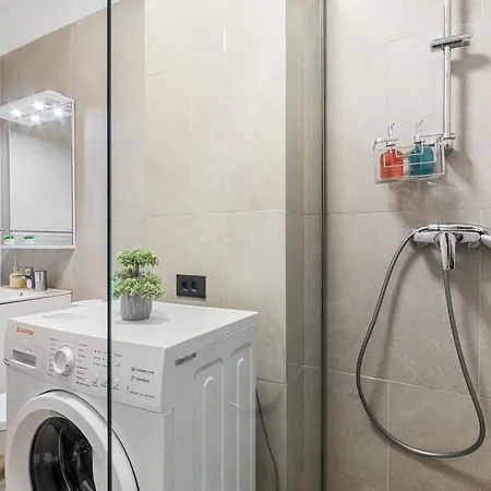 Sea Reflections - Infinity Pool & * Năvodari