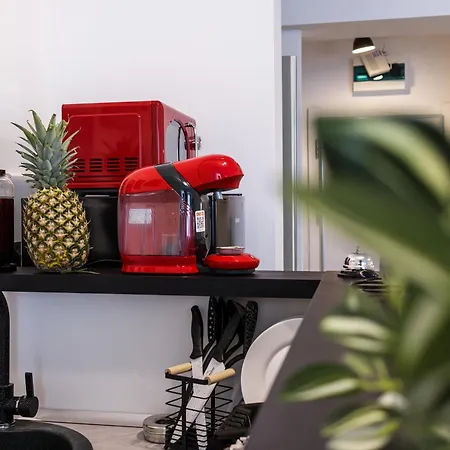 Sea Reflections - Infinity Pool &