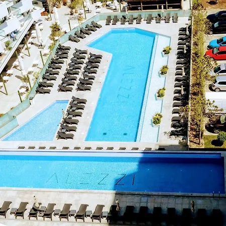 Sea Reflections In Infinity Pool &