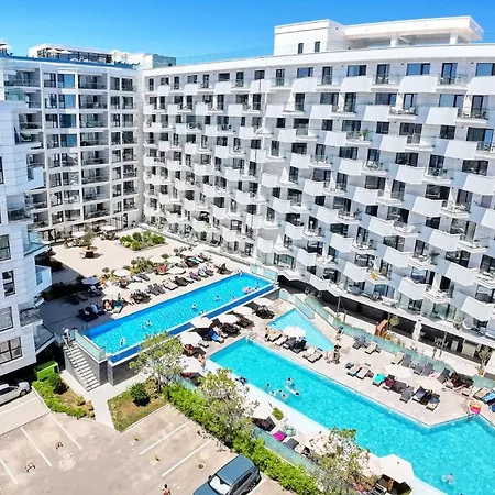 Διαμέρισμα Sea Reflections In Infinity Pool & *