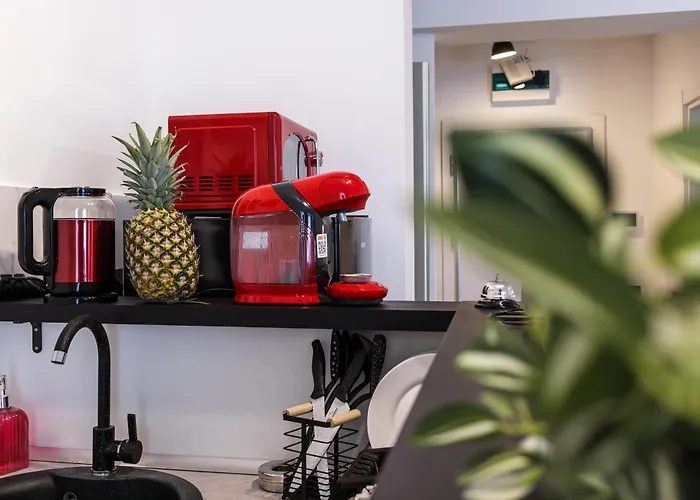 Sea Reflections - Infinity Pool &